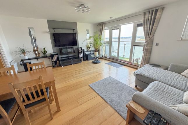 Apartment 50 Aqua, Lifeboat Quay, Poole photo 2