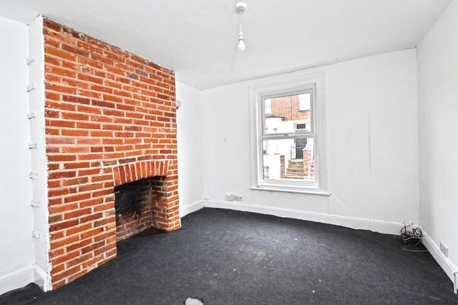 33, Alexandra Road, Colchester photo 3
