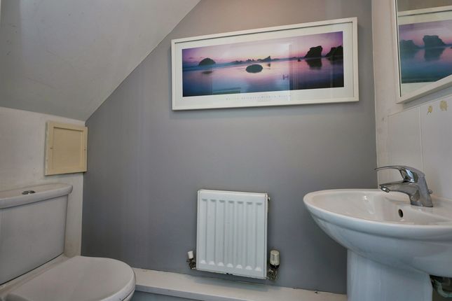 Spinners Gate, Bradford photo 3