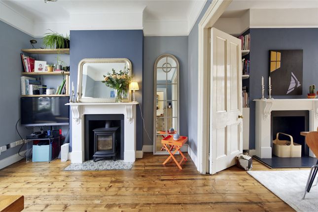 Terraced house for sale in Brewster Gardens, London