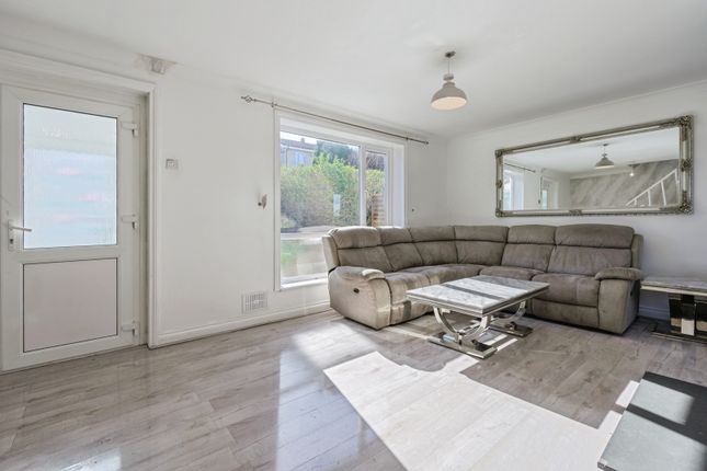 17, Byron Avenue, Devon photo 2