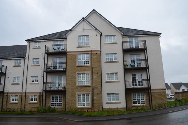 Thumbnail Flat to rent in Crown Crescent, Larbert