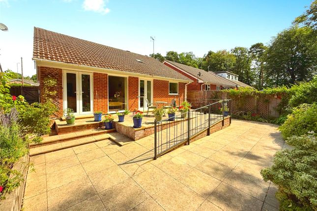 8, Mulberry Close, Berkshire photo 2