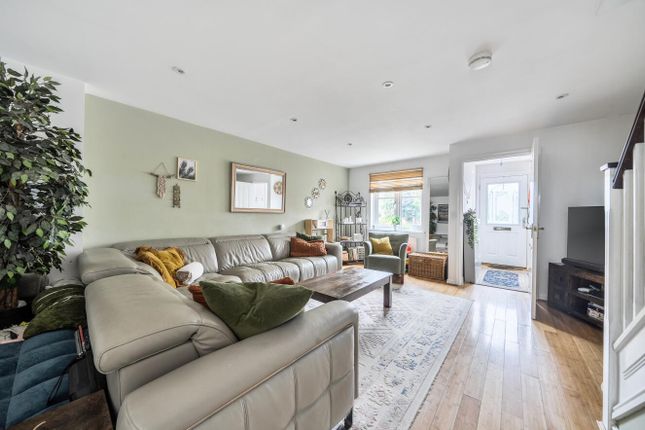 54, The Crossways, Chandler's Ford photo 2