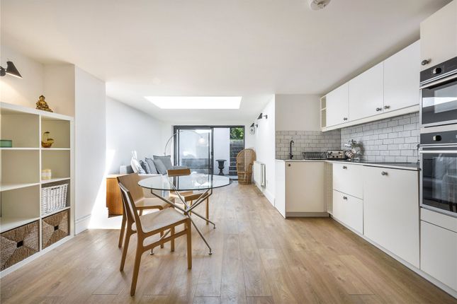 Flat for sale in Camden Road, Camden