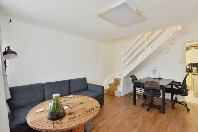 62, Pannier Place, MILTON KEYNES photo 3