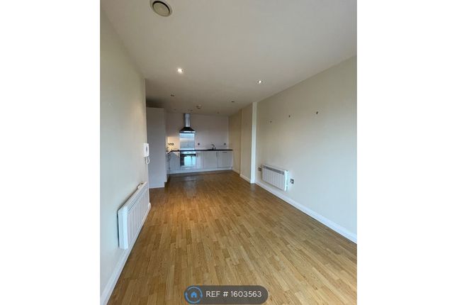 Thumbnail Flat to rent in Leeds, Leeds