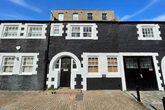 2-bed house on 4b, Kemp Town Place, BRIGHTON, £2,200/mo
