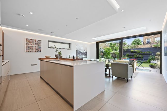 1C, Cromwell Grove, London photo 3