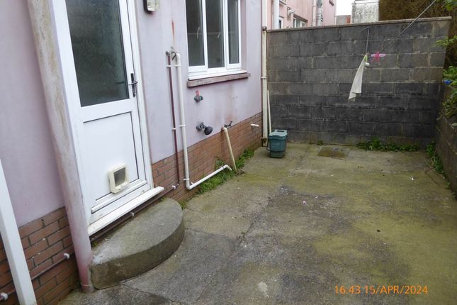 End terrace house to rent in Woods Row, Carmarthen, Carmarthenshire