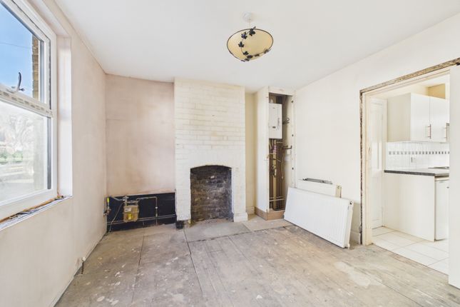 2 Ainsworth Street, Cambridge photo 4
