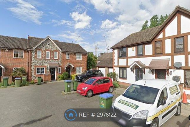 1-bed flat on A Steynton Avenue, Bexley, £650/mo