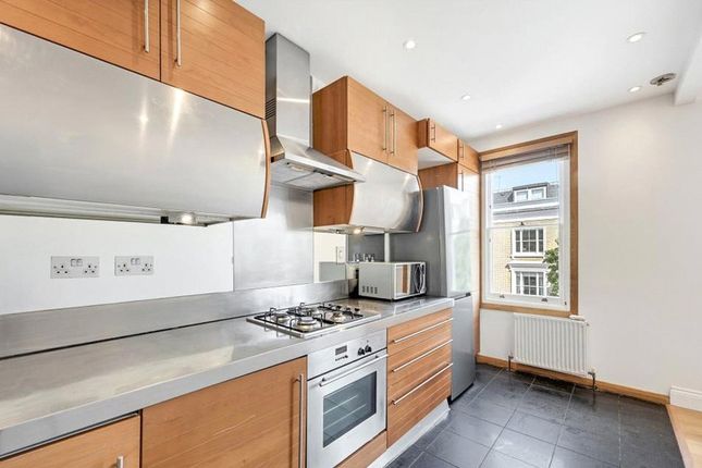 Eardley Crescent, London photo 4