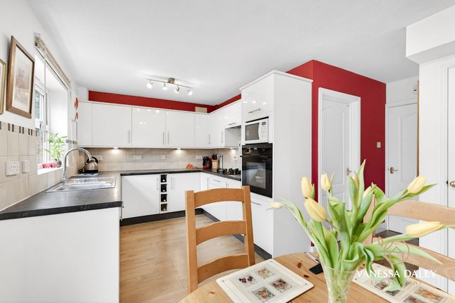 18, Keats Way, Preston photo 2