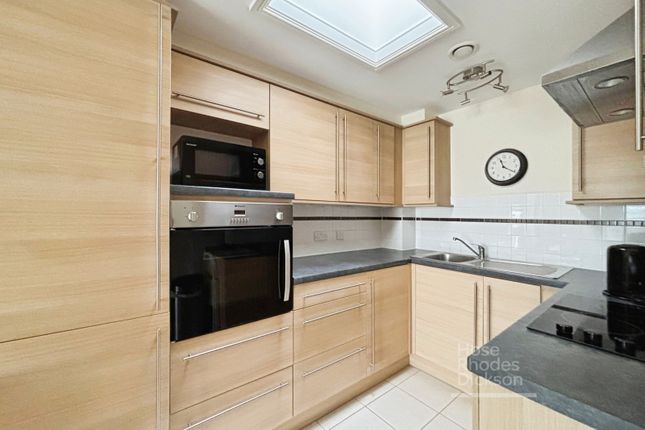 Flat 21, Somers Brook Court,, Foxes Road, Isle of Wight photo 2