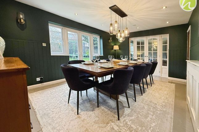 18 Chittock Mead, Basildon photo 3