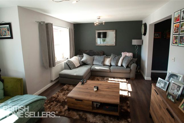 11, John Harrison Way, Spalding photo 3