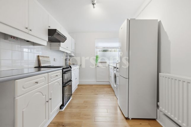 Flat 7, Dounsell Court Ongar Road, Brentwood photo 3