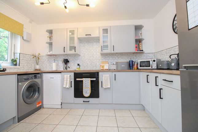 38, Inleborough Drive, Ryton photo 4