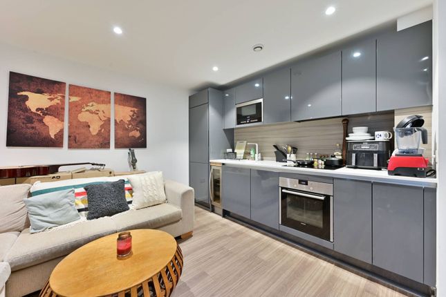 Thumbnail Flat for sale in Buckhold Road, Wandsworth, London