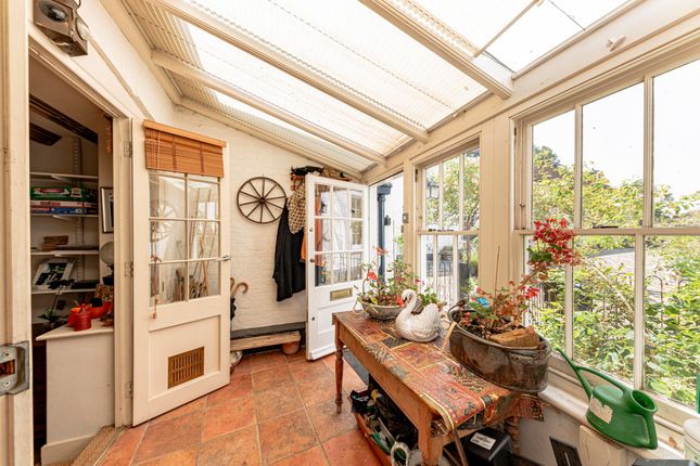 8 Bedlington Square Leslie Smith Drive, Faversham photo 5