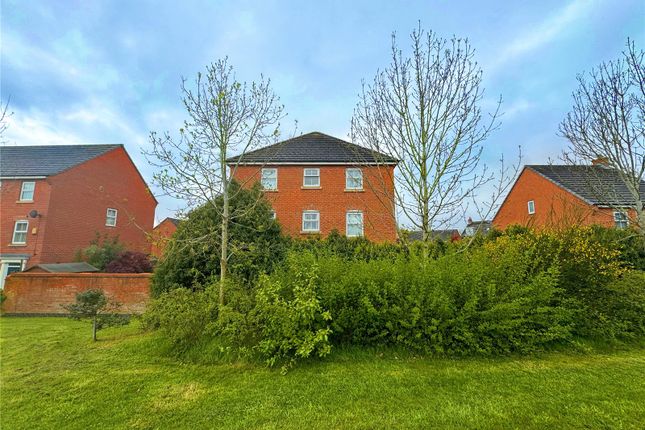 Town house for sale in Lingwell Park, Widnes, Cheshire