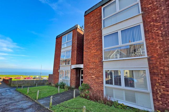 2-bed flat on 5 Alfred Court, Alfred Road, Cromer, £168,000