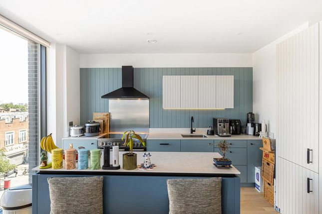 Flat Apartment 94, 1, West Bradbury Yard, Brentford photo 4