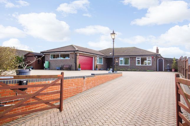 4-bed house on Riding Light,, Upper Harbledown, Kent, £550,000