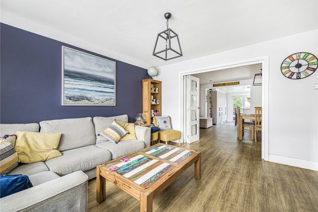 12, Derwent Close, Kent photo 3