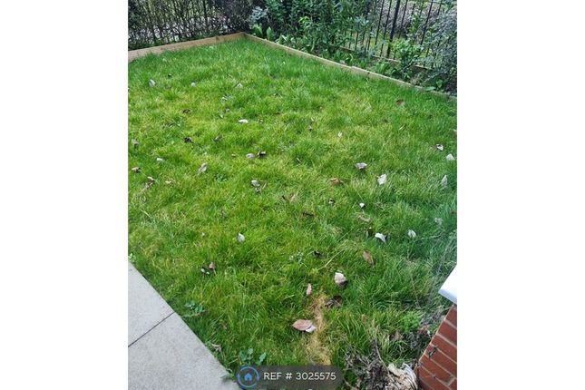 Hodgkins Mews, Stanmore photo 3