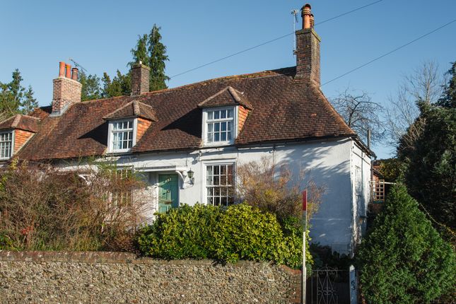 Thumbnail Cottage for sale in Chapel Street, Petersfield, Hampshire