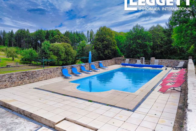 Thumbnail Villa for sale in Saint-Amand-Magnazeix, Haute-Vienne, Nouvelle-Aquitaine