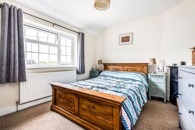 Wantage Road Didcot Ox11 4 Bedroom Semi Detached House For Sale