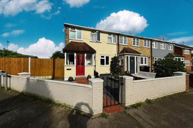 Thumbnail End terrace house for sale in Beechcroft Avenue, Linford, Stanford-Le-Hope