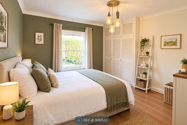 Flat, Devonshire Road, London photo 2