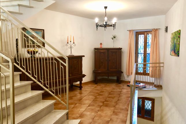 Town house for sale in Via Angeli 66, Apricale, Imperia, Liguria, Italy