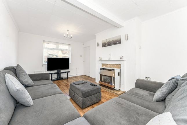 170, Brian Road, Chadwell Heath photo 2
