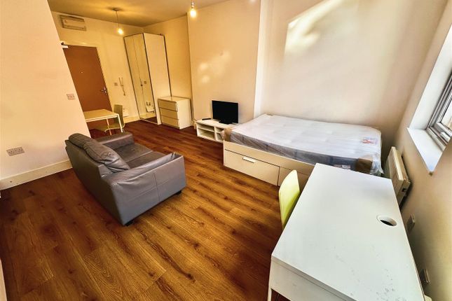 Apartment 93, Town Hall, Bexley Square, Salford photo 3