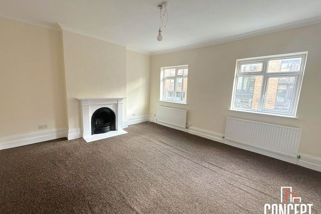 2-bed house on Tooting High Street, Tooting Broadway, £1,850/mo
