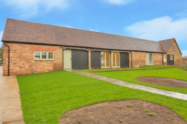 Detached house to rent in Harrows, 6 Hill Farm Barns, Whipsnade, Beds LU6
