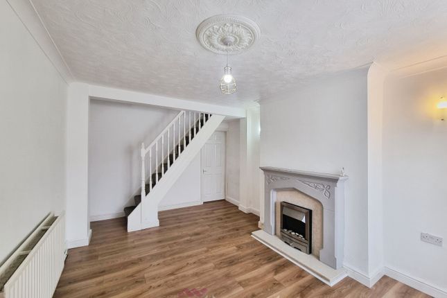 65, Hunt Lane, Doncaster photo 4