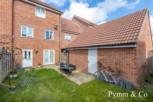 Town house for sale in Adcock Drive, Sprowston