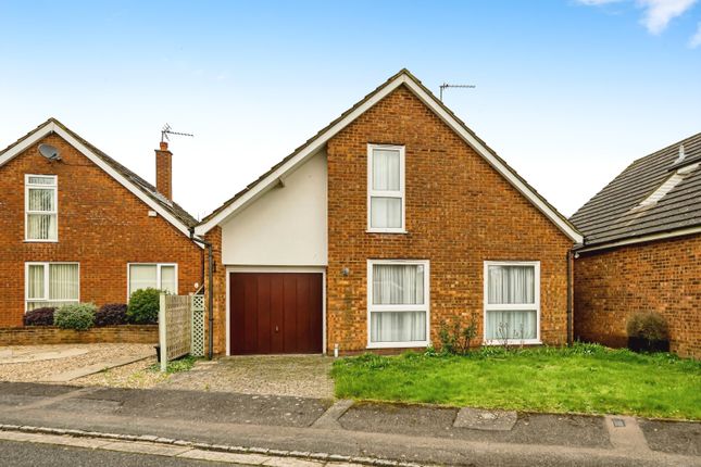 Thumbnail Detached bungalow for sale in Clay Close, Flackwell Heath, High Wycombe