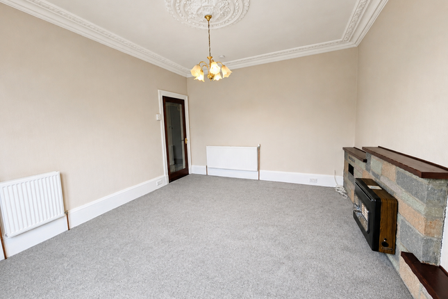 4c, High Road, Stevenston photo 3
