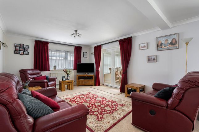 76, Glenwood Road, Ferndown photo 2