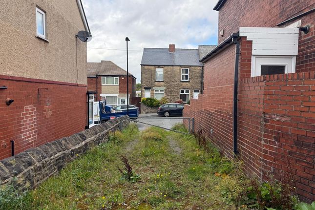Garage, Toftwood Road, Sheffield photo 3