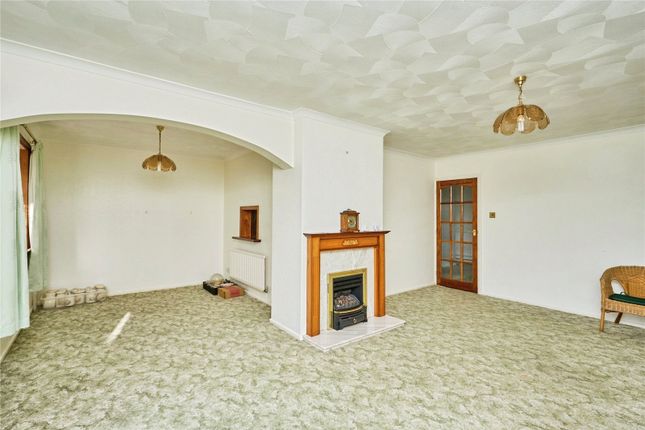 14, Venner Avenue, Isle of Wight photo 4