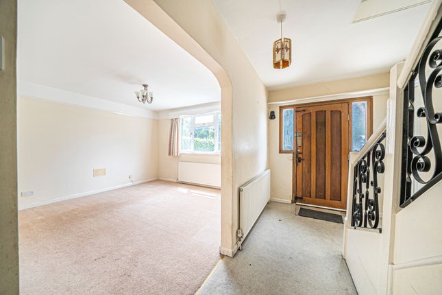 142 Weyhill Road, Andover photo 3