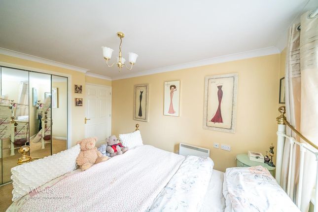 Flat 2, Croxall Court, Leighswood Road, Aldridge, Walsall photo 4